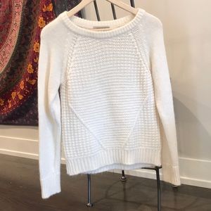 White/cream sweater